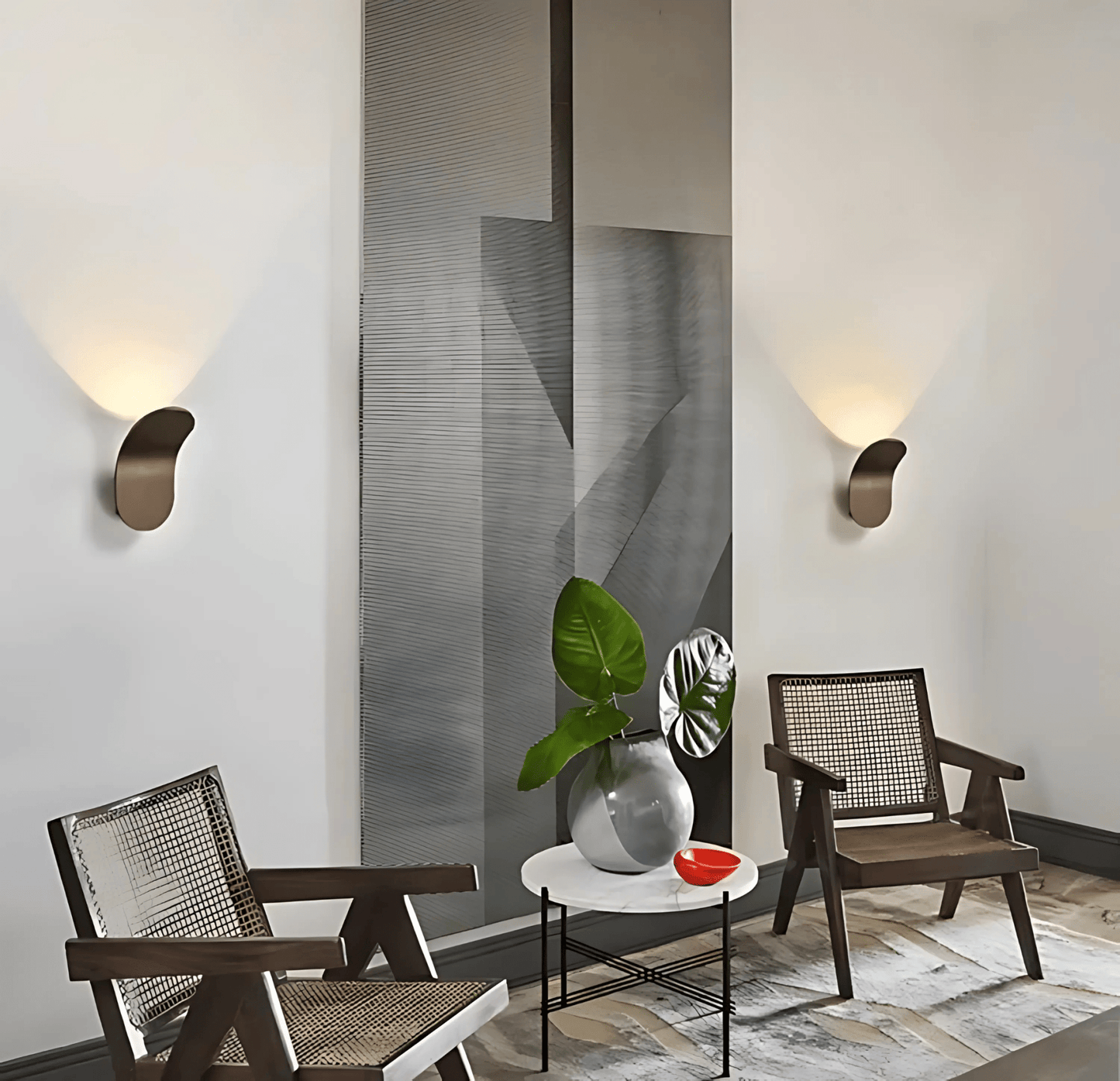 Curved Metal LED Wall Light