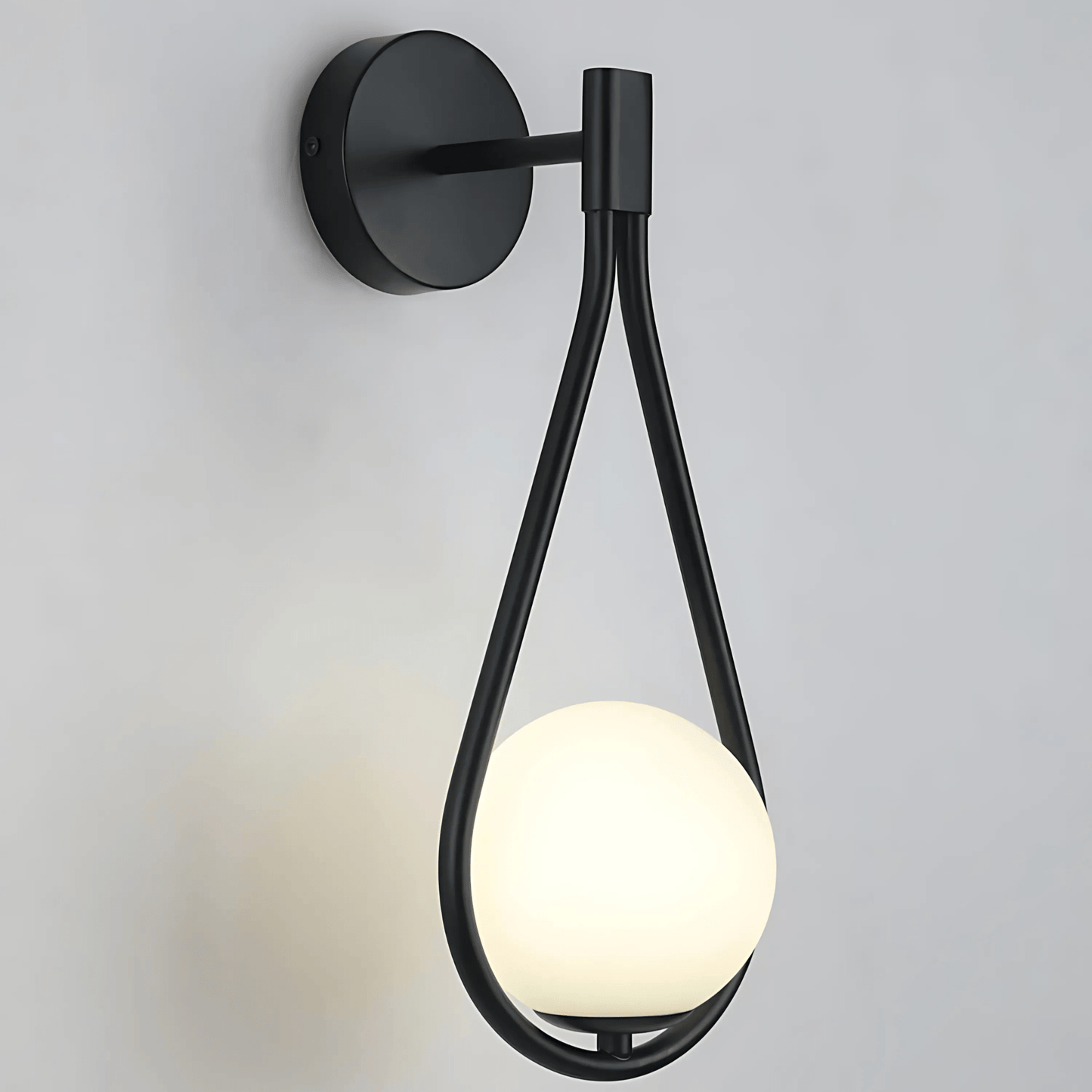 Droplet Gold Or Black Wall Light