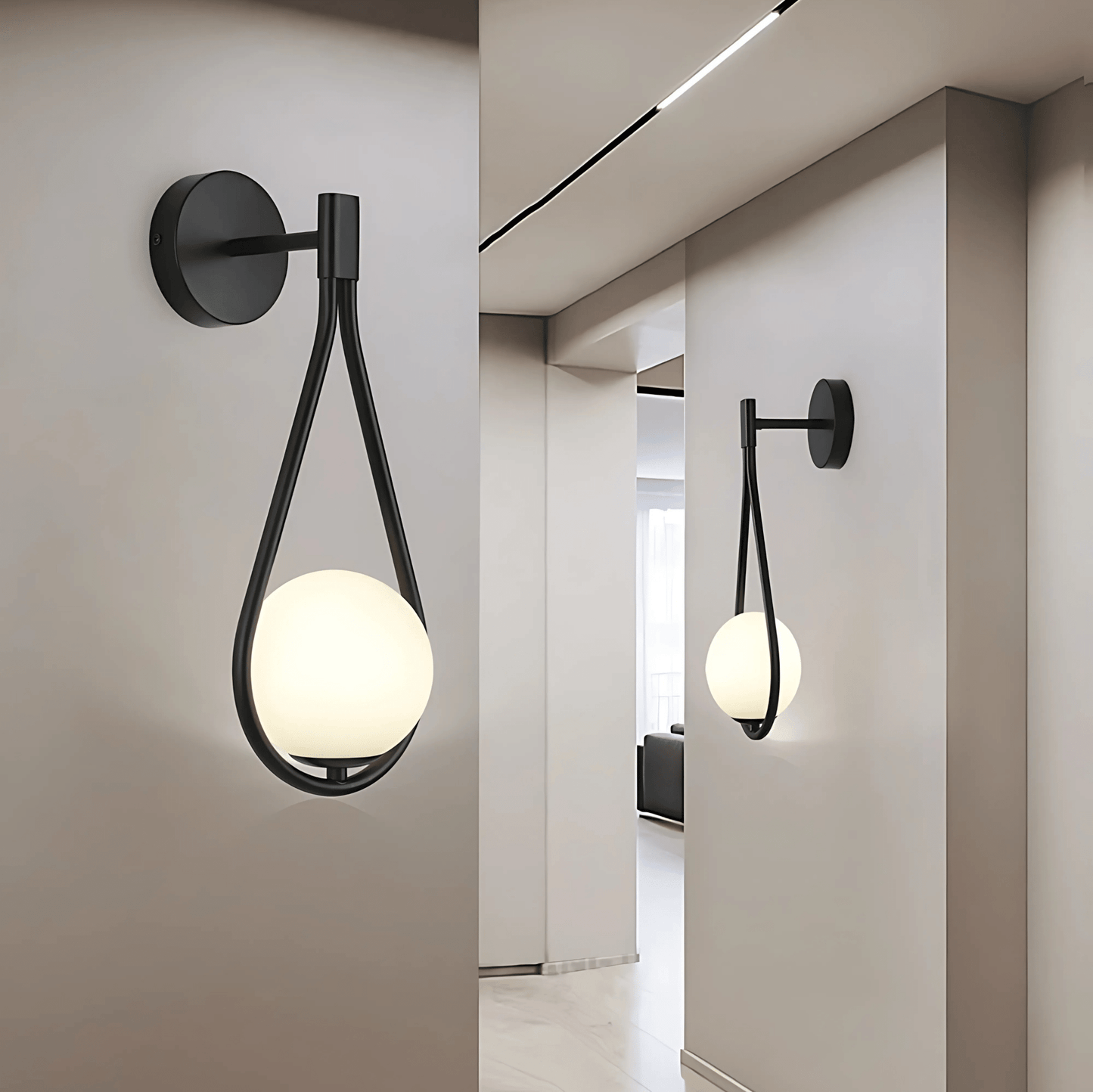 Droplet Gold Or Black Wall Light