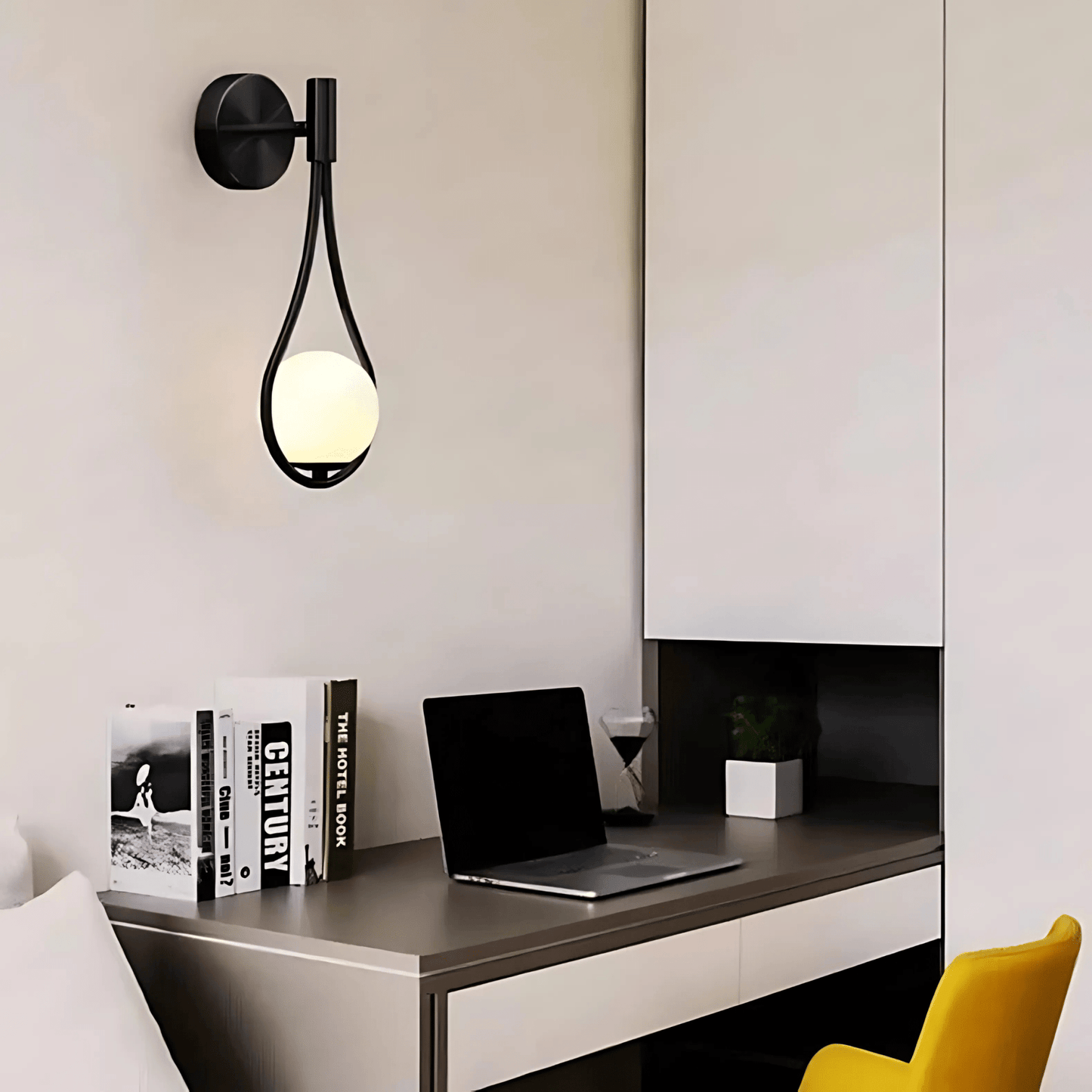 Droplet Gold Or Black Wall Light