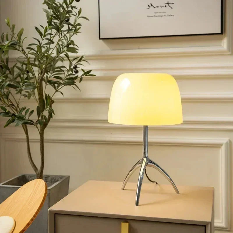 Italian Nordic Tripod Desk Lamp