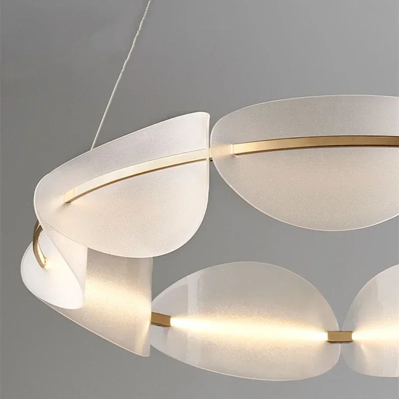 Nordic Shell Design LED Chandelier