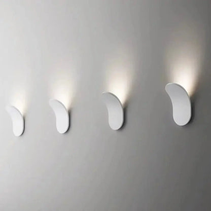 Curved Metal LED Wall Light