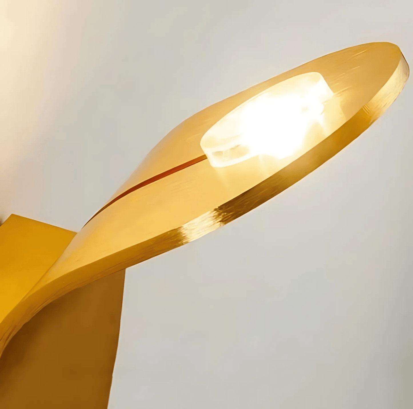 Curved Metal LED Wall Light