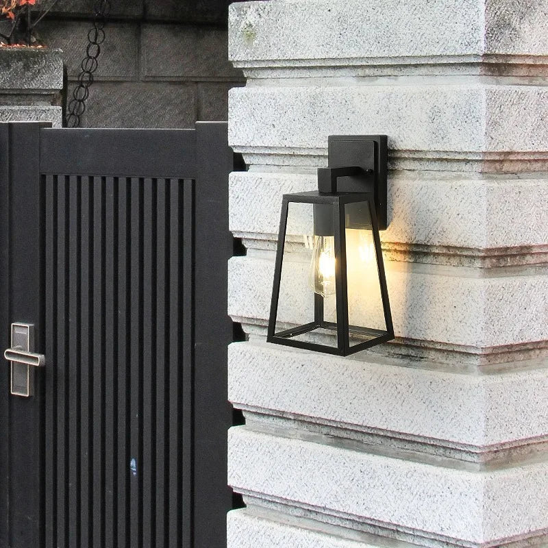 Black Retro Outdoor Wall Light